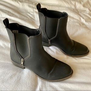 Rocket Dog Chelsea Ankle Boots